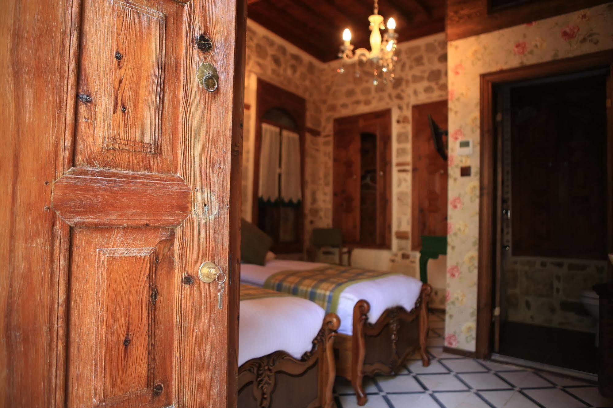 Cicekli Konak Hotel Antakya Buitenkant foto